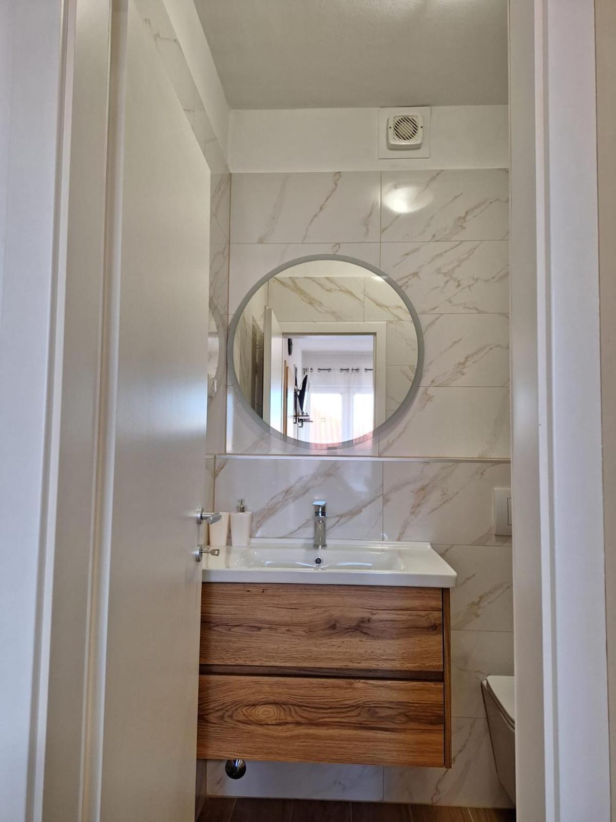 Apartmani Marino ปริฟลากา ภายนอก รูปภาพ