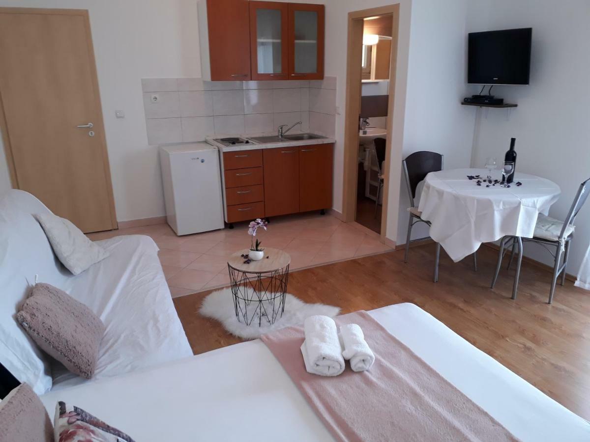 Apartmani Marino ปริฟลากา ภายนอก รูปภาพ