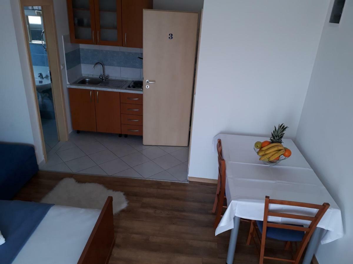 Apartmani Marino ปริฟลากา ภายนอก รูปภาพ