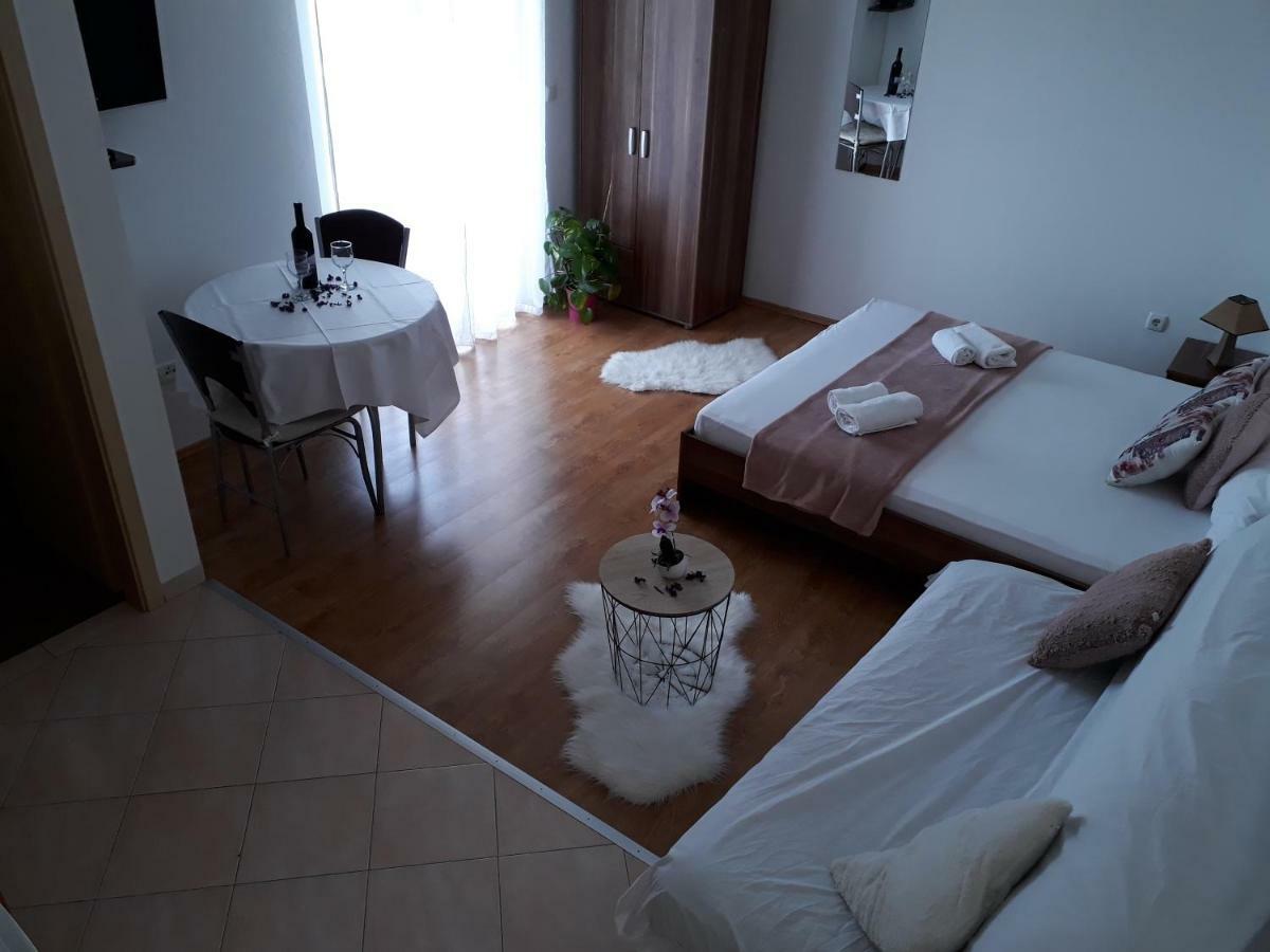 Apartmani Marino ปริฟลากา ภายนอก รูปภาพ