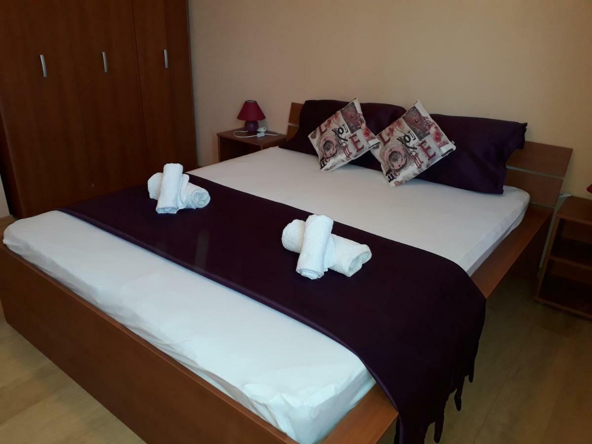 Apartmani Marino ปริฟลากา ภายนอก รูปภาพ